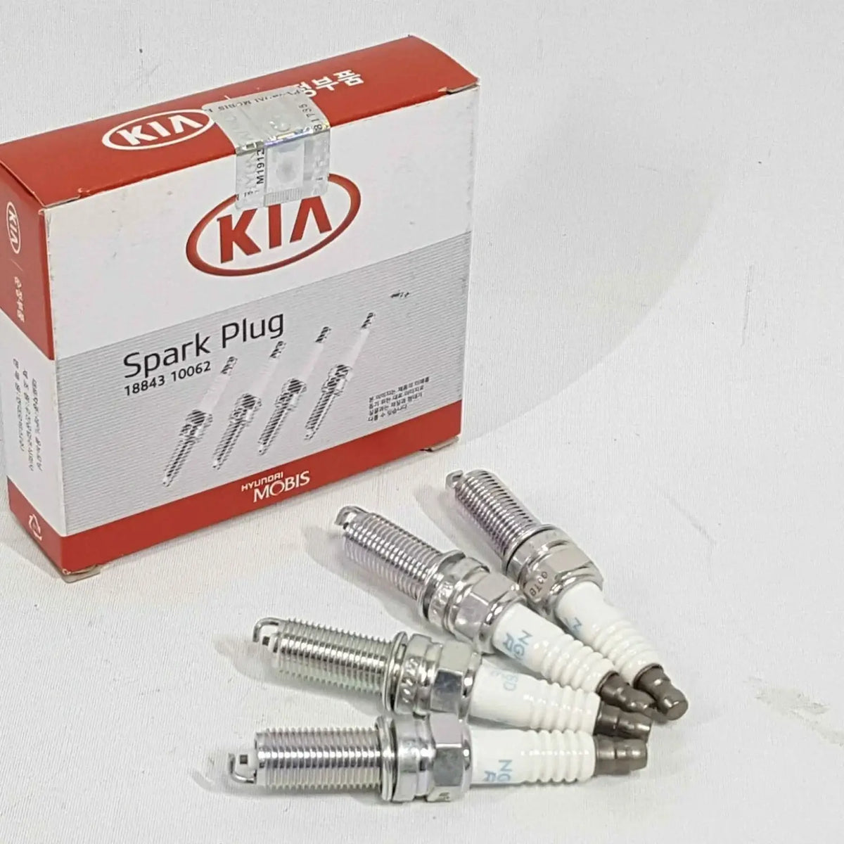 1884310062 Engine Ignition Spark Plug 4EA For Kia Picanto 1.0L 1.2L 2011+