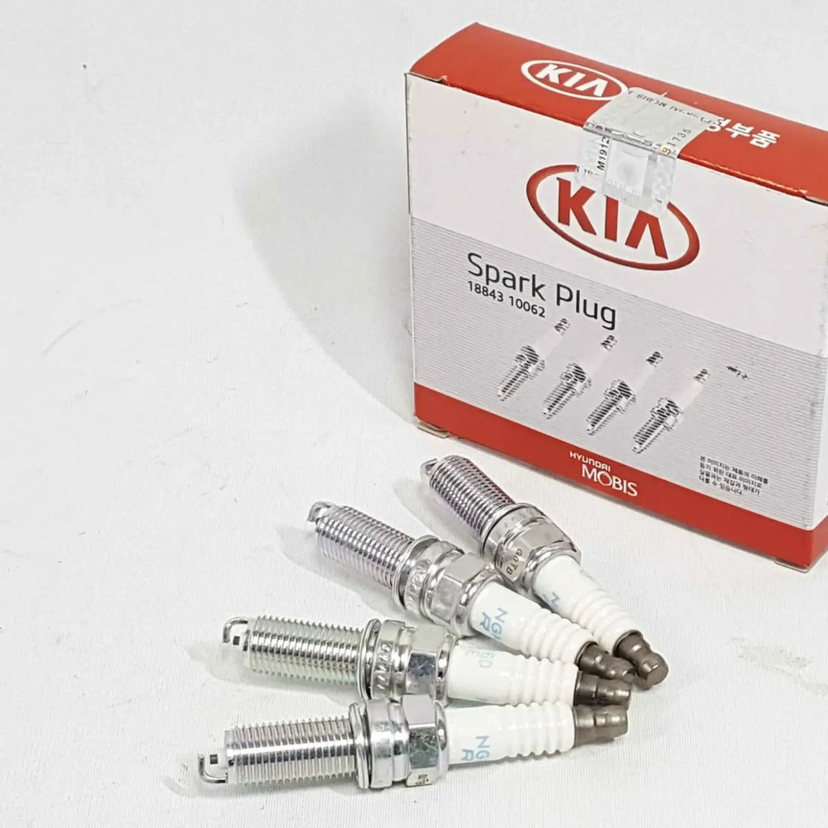 Genuine 1884310062 Spark Plug For Kia Picanto 1.0L 1.2L-KAPPA Engine 2011+