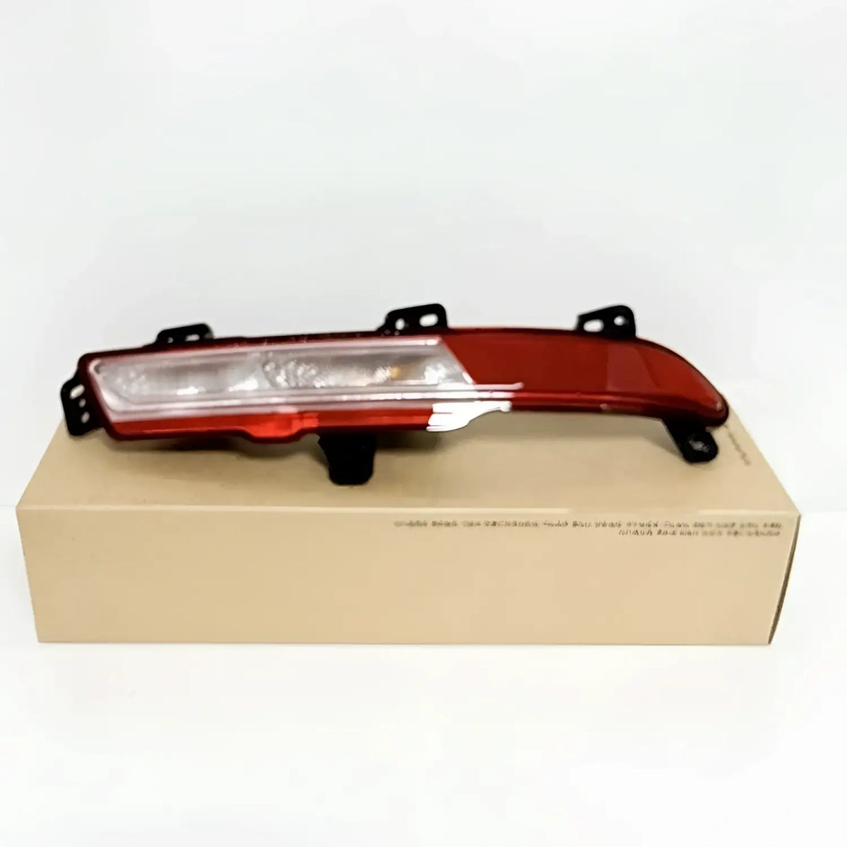 Genuine Rear Bumper Reflector Turn Signal Lamp Right For Carnival 2022-2023