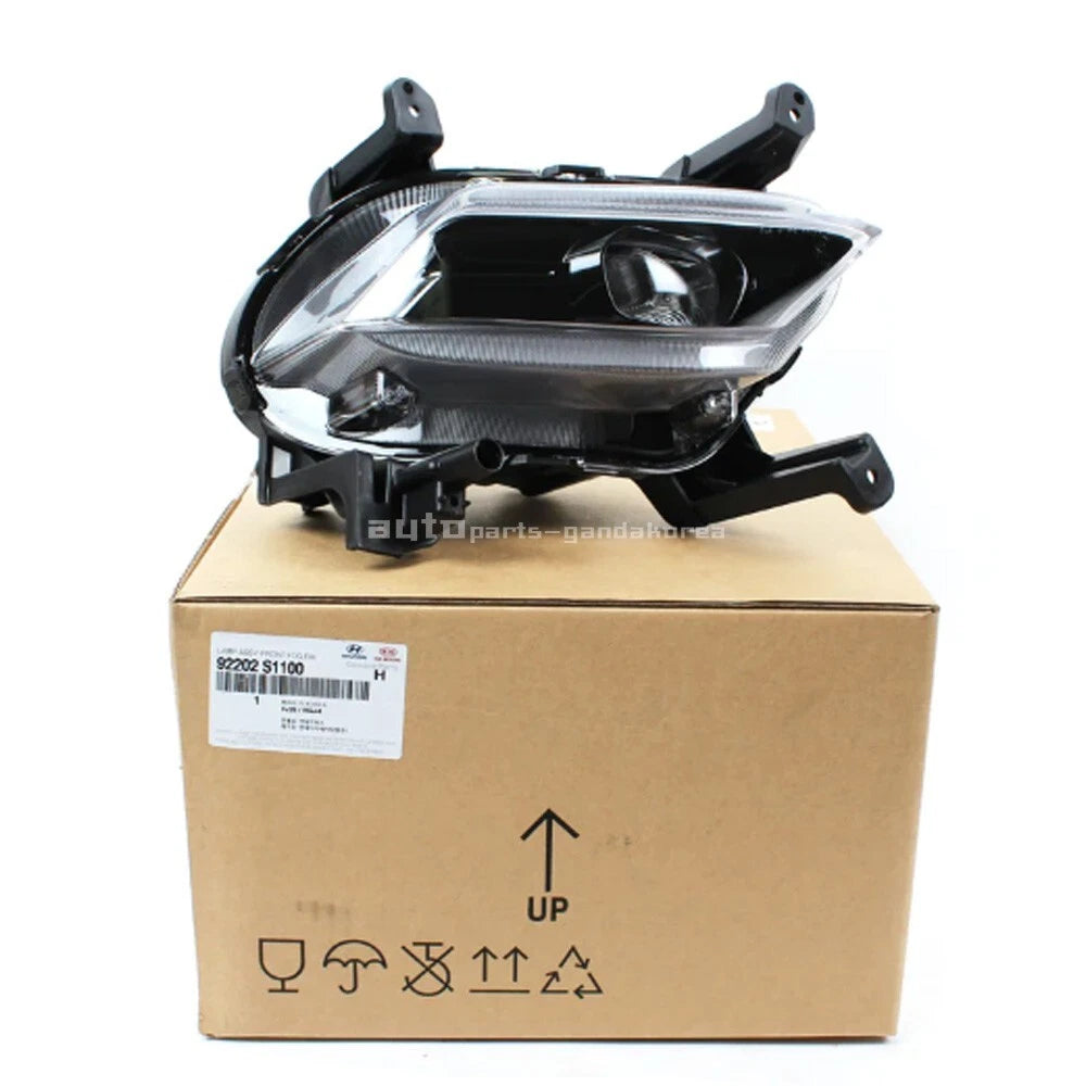 Genuine 92202S1100 Fog Lamp Light PASSENGER RIGHT For Hyundai Santa Fe 2019-2020