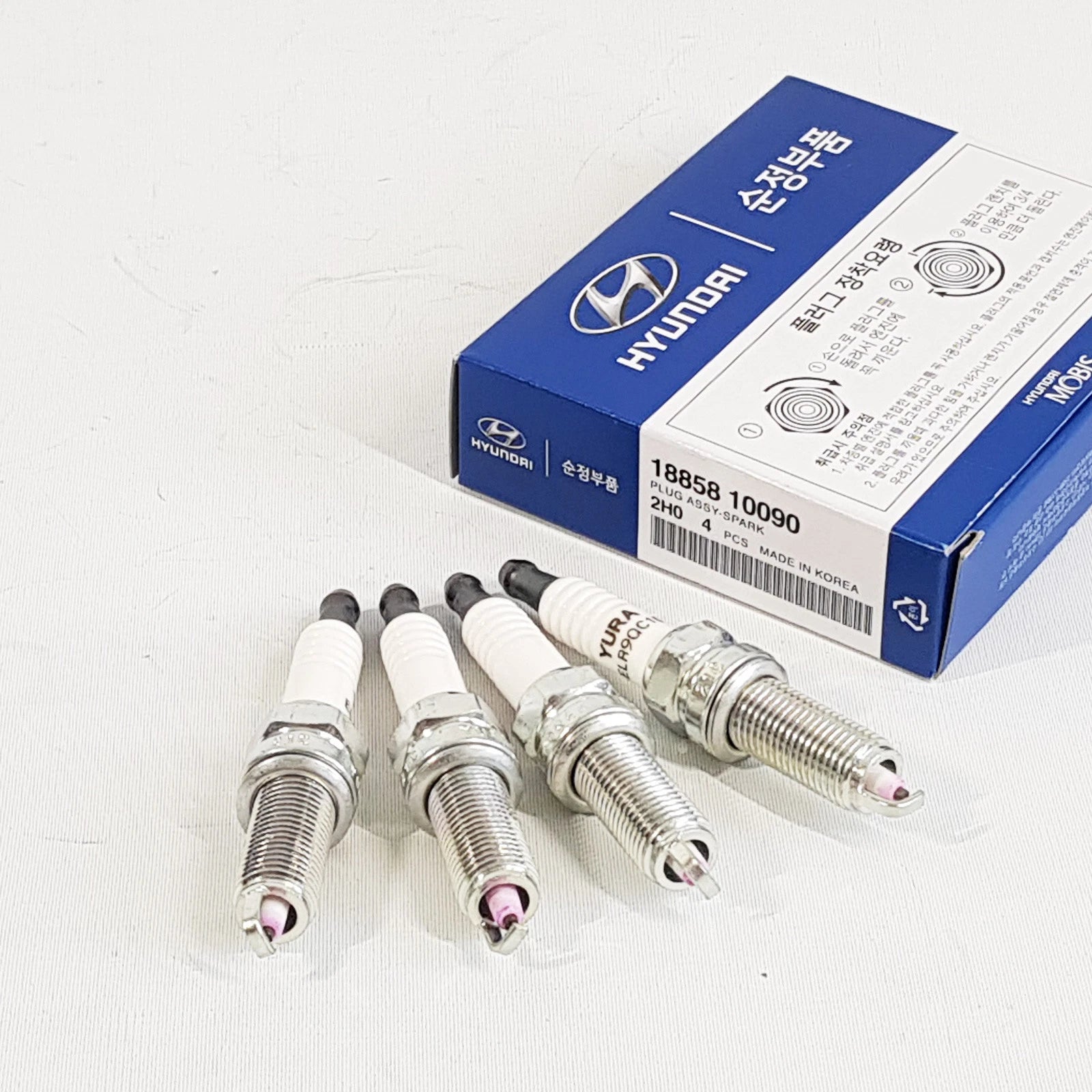 1885810090 Spark Plug 4Pcs - 1Set For Hyundai Elantra