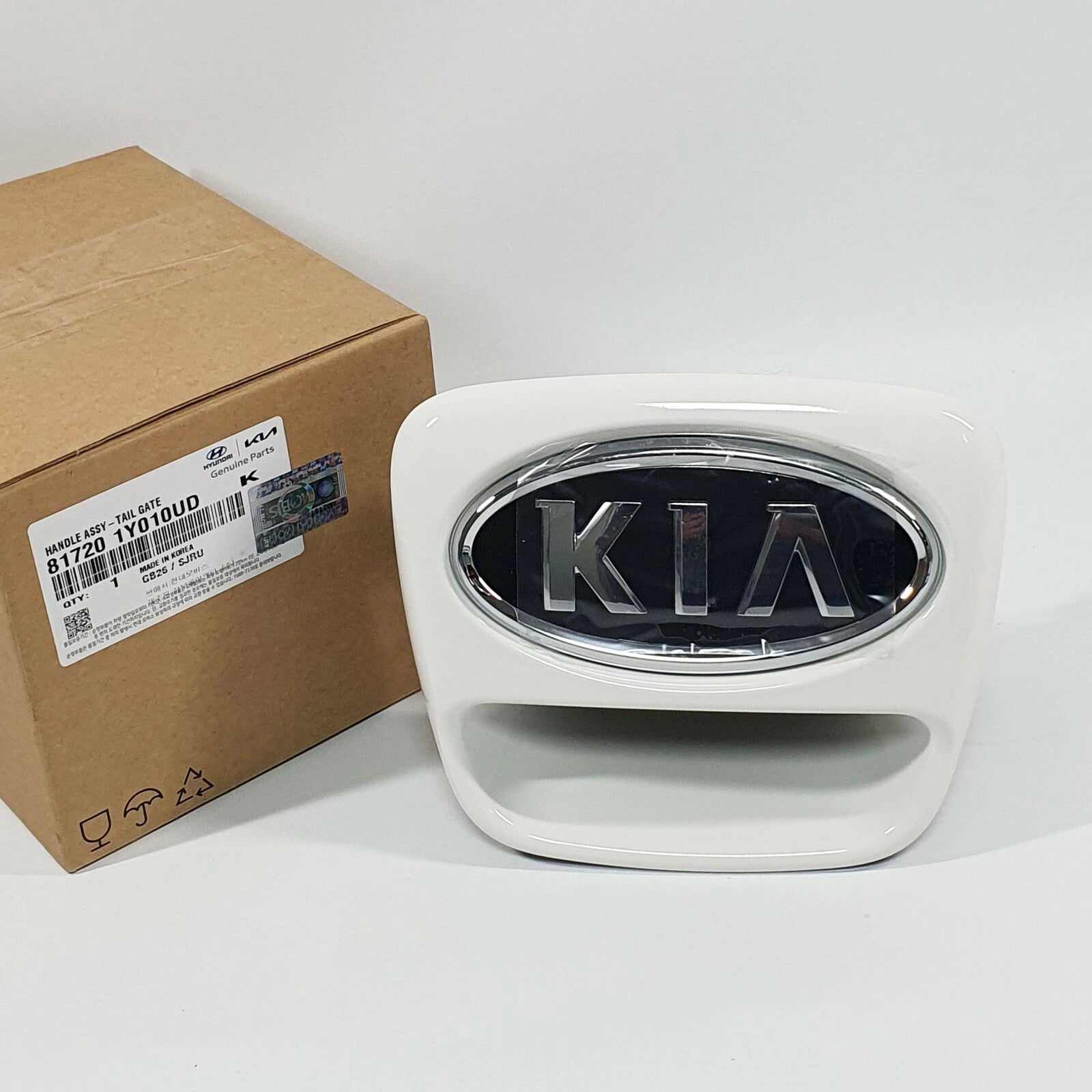Genuine OEM 817201Y010UD Tail gate Handle Clear White For Kia Picanto 2011-2016