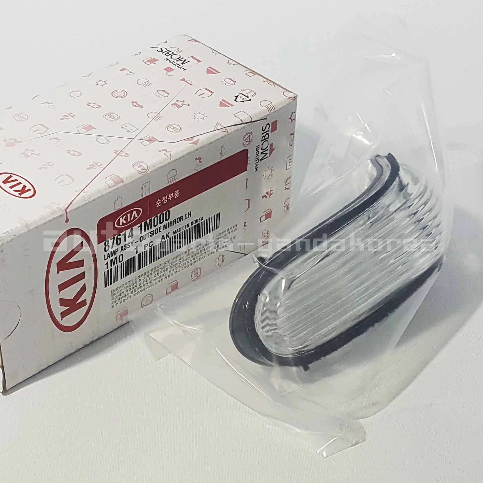 876141M000 Side Mirror Signal Lamp Repeater Left For Kia Forte Cerato 2009-2011