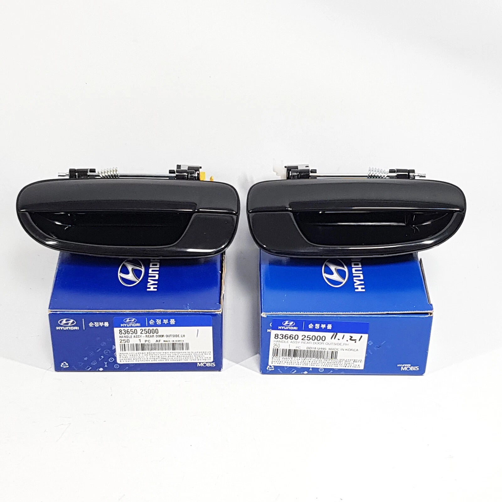 Rear Left Right Smooth Black 8365025000 8366025000 2ea For Hyundai Accent 00-06