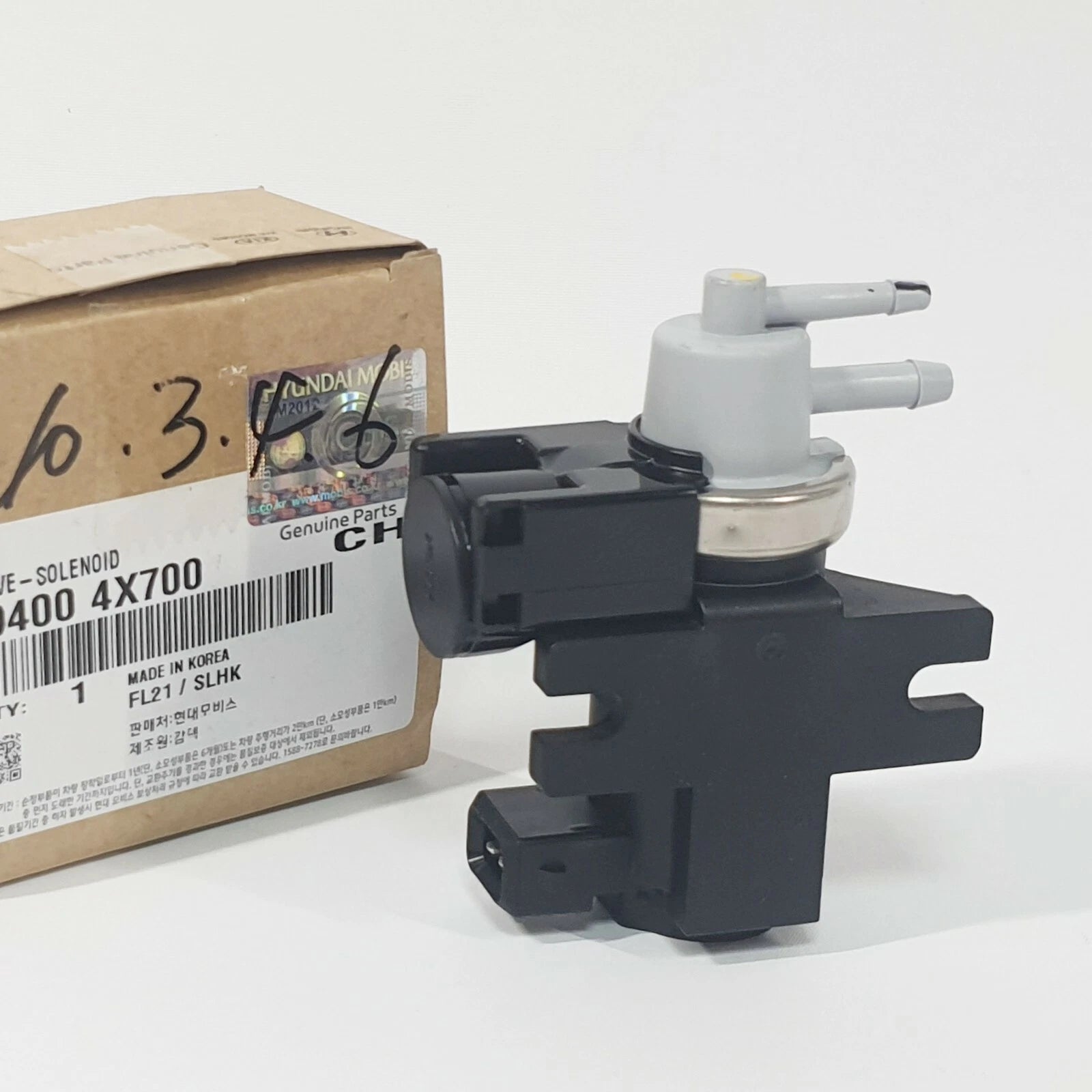 Genuine 394004X700 EGR Solenoid Valve For Kia Carnival Sedona 2.9L 2001-2006
